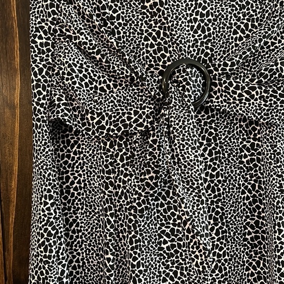 Tacera Black and White Patterned Dress - Picture 5 of 14